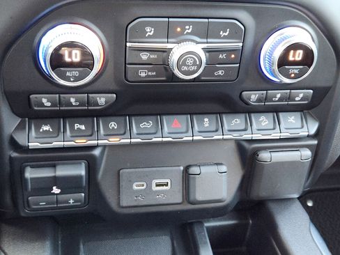 Certified 2021 GMC Sierra 1500 Denali w/ Denali Ultimate Package image 19