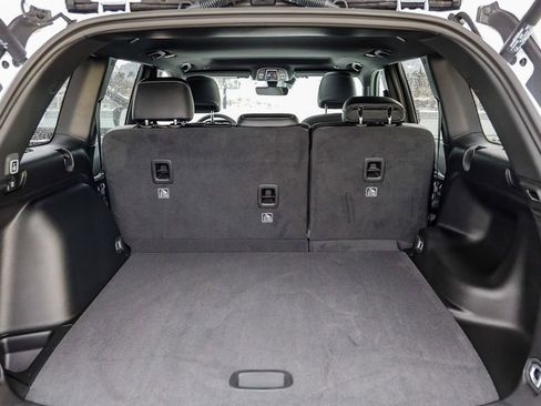New 2026 Jeep Grand Cherokee Altitude RWD image 31