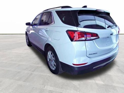 Used 2024 Chevrolet Equinox LT w/ LPO, Floor Liner Package image 6