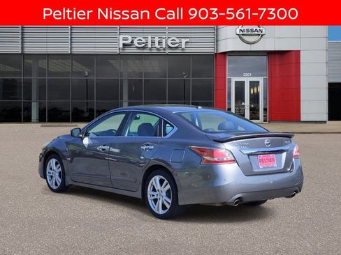 Used 2015 Nissan Altima 3.5 SL FWD image 4
