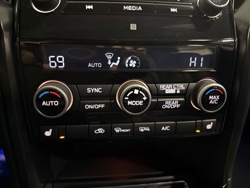 Certified 2022 Subaru Ascent Onyx Edition image 18