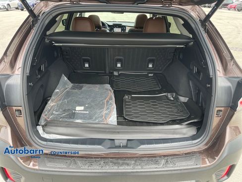 Used 2021 Subaru Outback Touring AWD/4WD image 23