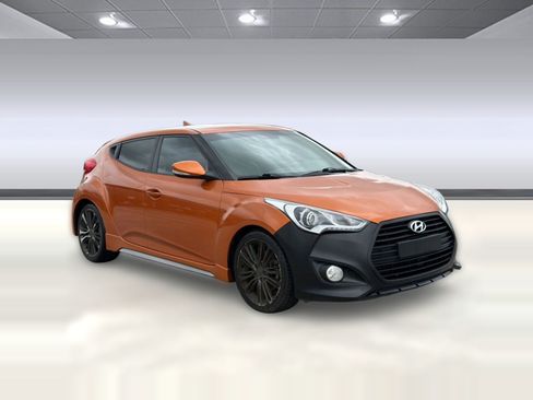 Used 2016 Hyundai Veloster Turbo FWD image 7
