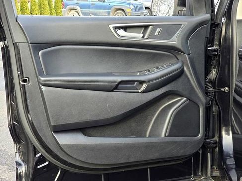 Used 2021 Ford Edge SEL w/ Convenience Package image 21