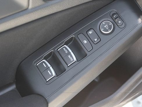 Certified 2024 Honda Civic LX image 21