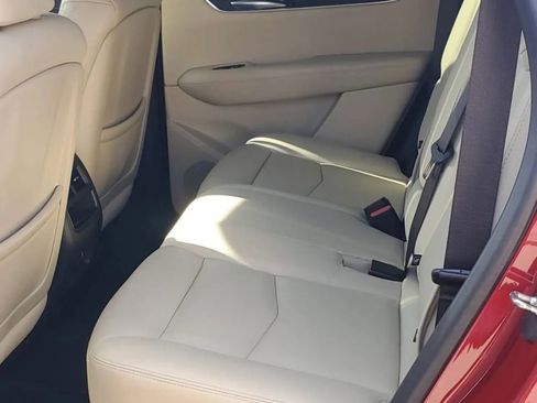 Used 2019 Cadillac XT5 AWD image 9