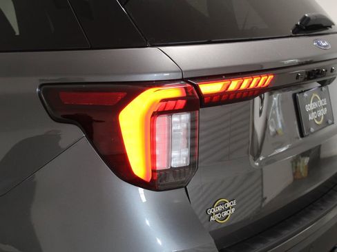 New 2026 Ford Explorer ST-Line w/ ST-Line Street Pack RWD image 57