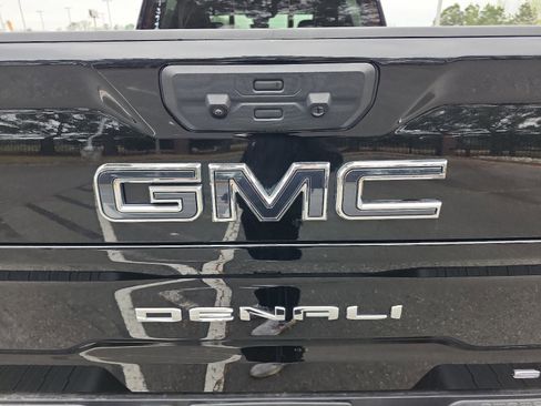 Certified 2025 GMC Sierra 2500 Denali Ultimate image 5