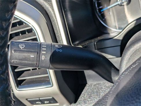 Used 2019 Ford F350 Lariat image 27