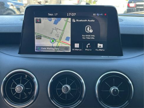 Used 2018 Kia Stinger GT2 RWD image 14