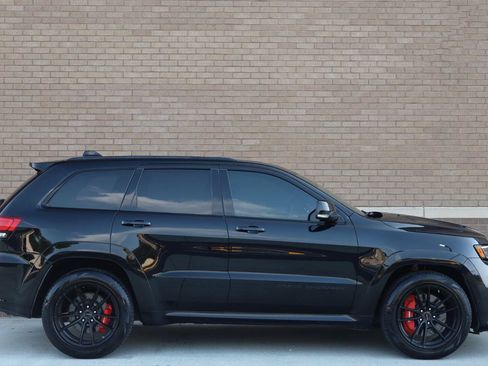 Used 2020 Jeep Grand Cherokee SRT AWD/4WD image 3