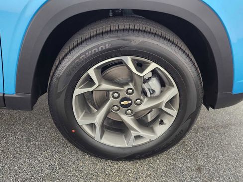 New 2026 Chevrolet Trax LT w/ Driver Confidence Package image 9