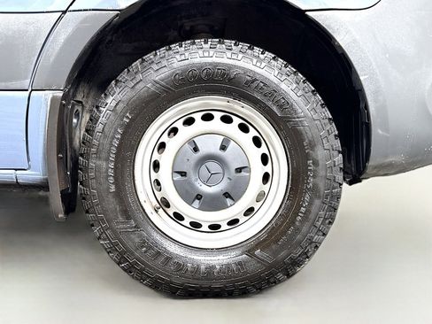 Used 2019 Mercedes-Benz Sprinter 144 image 9