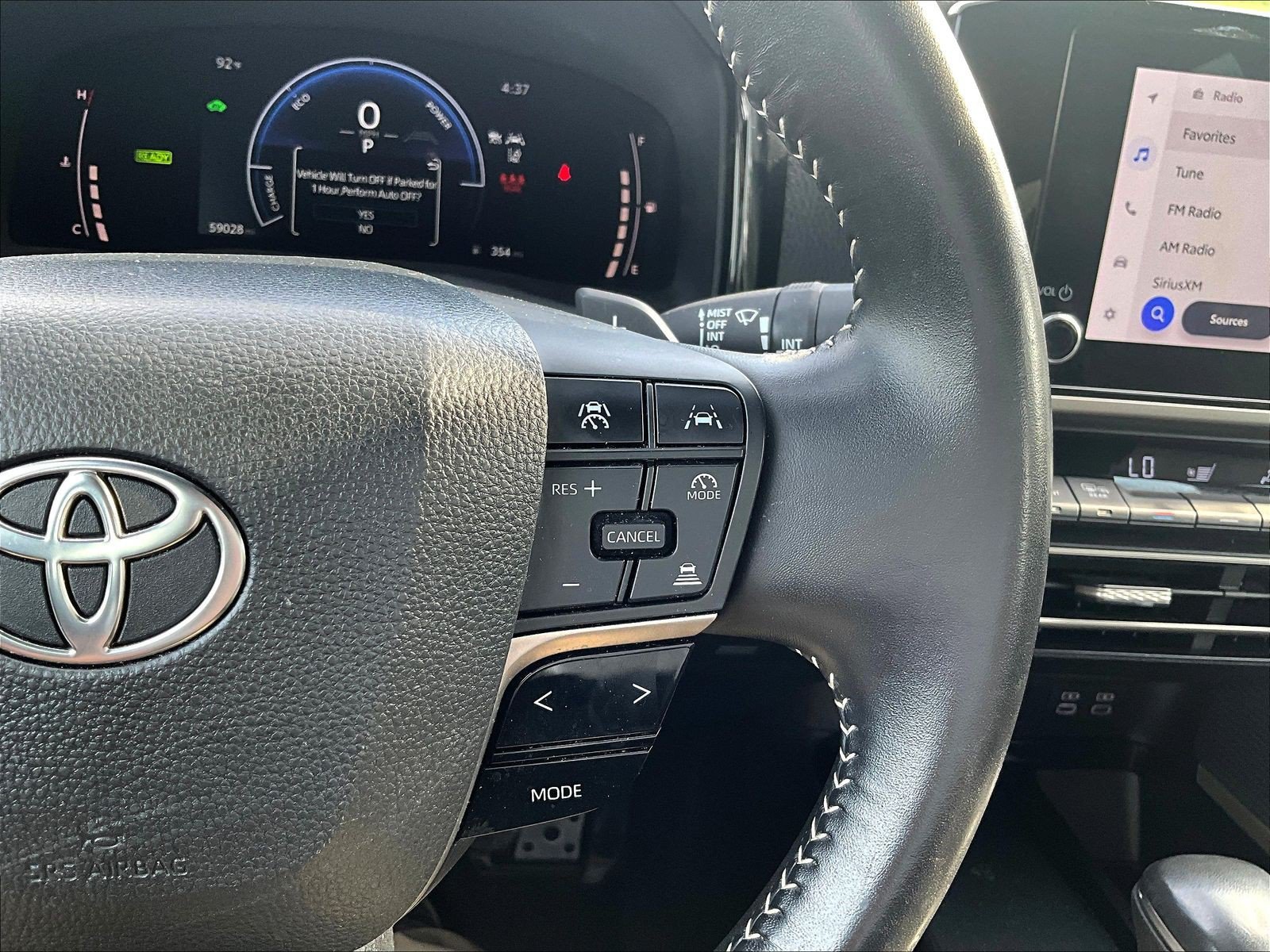 Used 2025 Toyota Camry SE FWD image 12