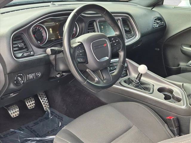Used 2016 Dodge Challenger R/T Scat Pack w/ Technology Group RWD image 10