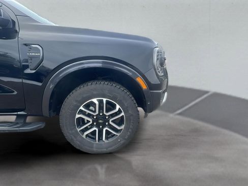 Used 2024 Ford Ranger Lariat w/ Advanced Towing Package image 22