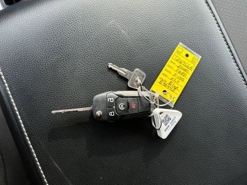 Certified 2020 Ford F150 XLT w/ Equipment Group 302A Luxury image 31