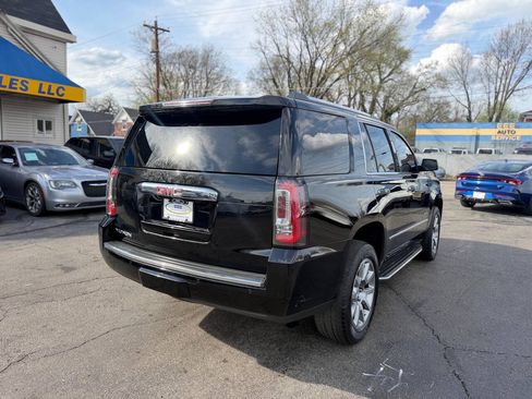 Used 2016 GMC Yukon Denali AWD/4WD image 8