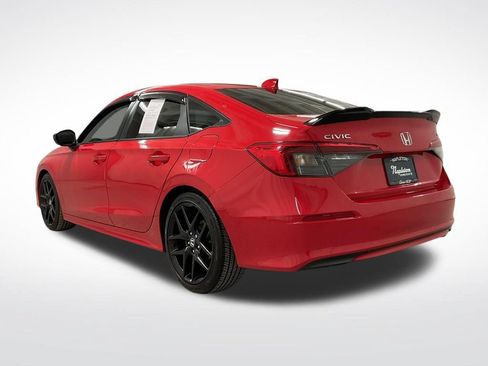 Used 2024 Honda Civic Sport image 2