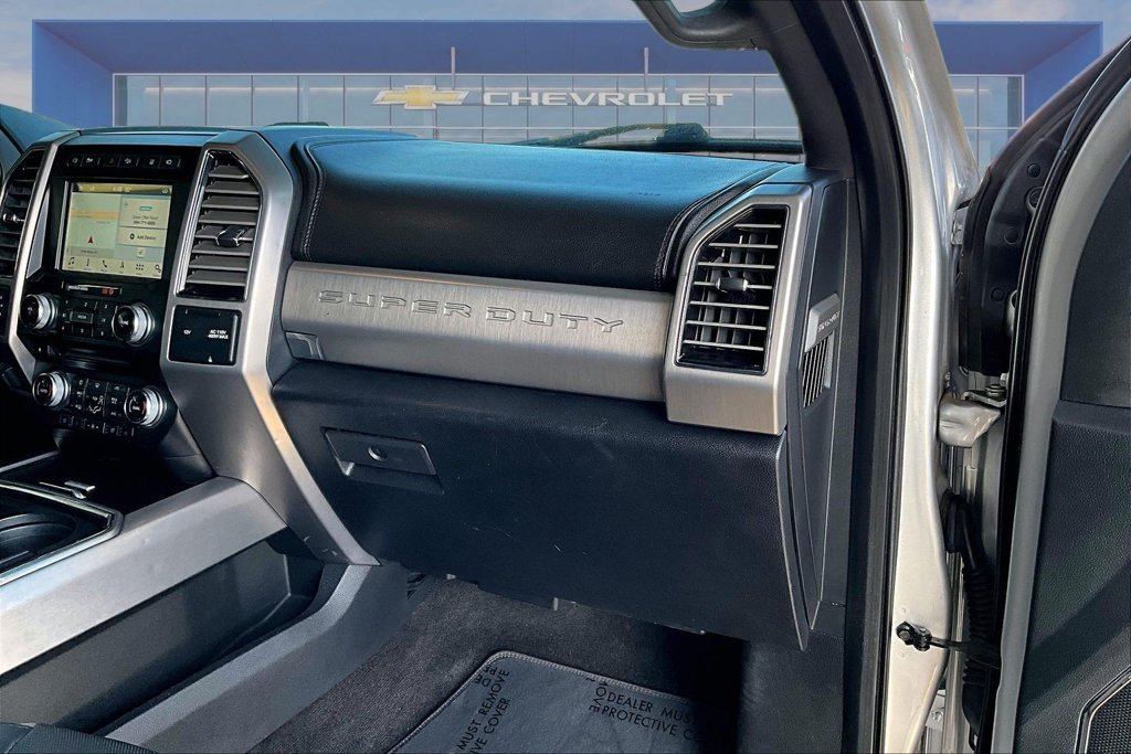 Used 2018 Ford F250 Platinum w/ Platinum Ultimate Package AWD/4WD image 13