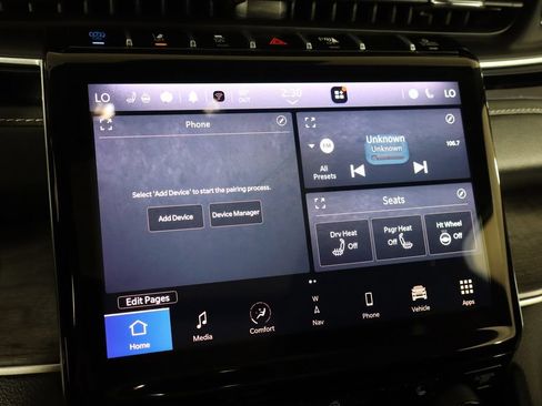 Used 2023 Jeep Grand Cherokee 4WD 4xe image 34