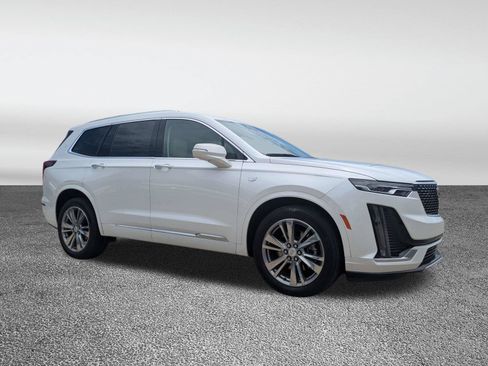 Certified 2023 Cadillac XT6 Premium Luxury AWD/4WD image 3
