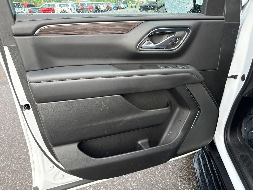 Used 2022 Chevrolet Tahoe 4WD image 8
