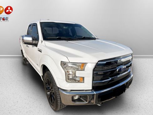 Used 2016 Ford F150 Lariat image 2