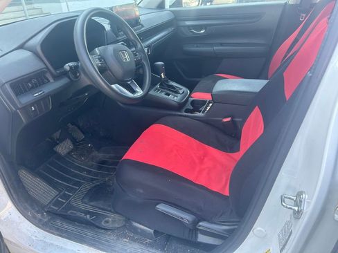 Used 2024 Honda CR-V LX image 4