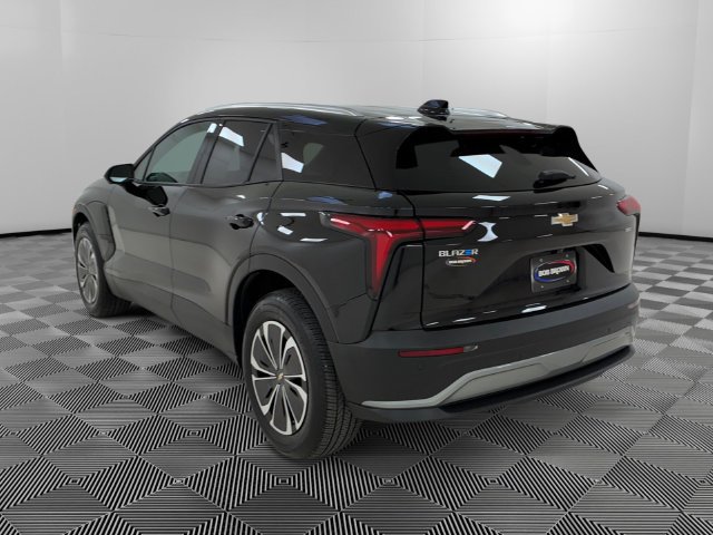 Certified 2024 Chevrolet Blazer EV LT AWD/4WD image 3