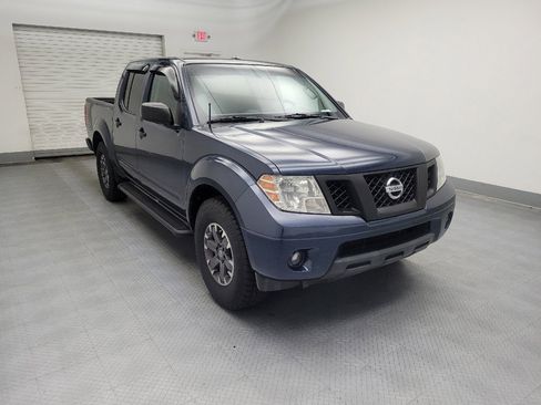 Used 2015 Nissan Frontier Desert Runner image 13