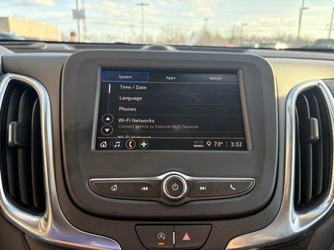 Used 2022 Chevrolet Equinox LT image 17