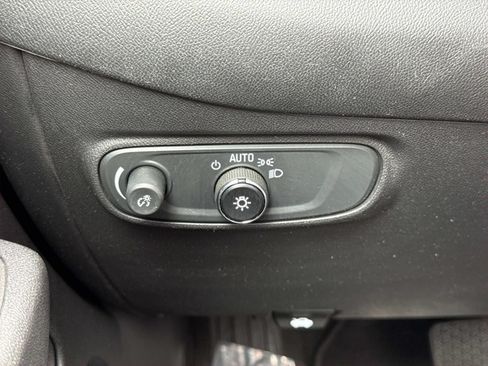 Used 2024 Chevrolet Equinox RS w/ RS Leather Package AWD/4WD image 20