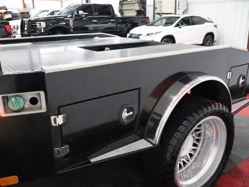 Used 2023 Ford F450 Lariat w/ Lariat Ultimate Package AWD/4WD image 39