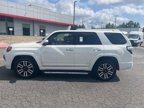 Used 2023 Toyota 4Runner Limited AWD/4WD image 4