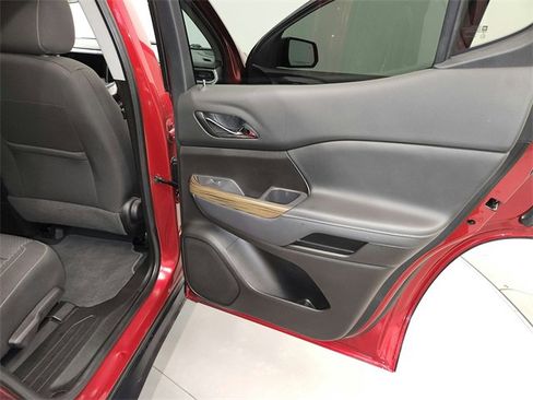 Used 2022 GMC Acadia SLE w/ Driver Convenience Package image 41