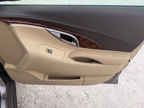 Used 2012 Buick LaCrosse Premium image 20