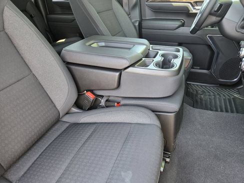 Used 2023 GMC Sierra 1500 Elevation w/ X31 Off-Road Package AWD/4WD image 9