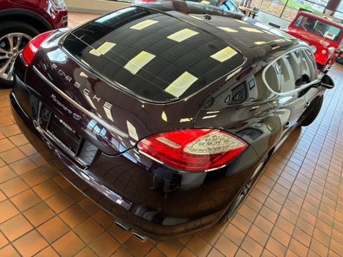 Used 2012 Porsche Panamera 4S image 9