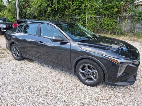 Used 2025 Kia K4 FWD image 4