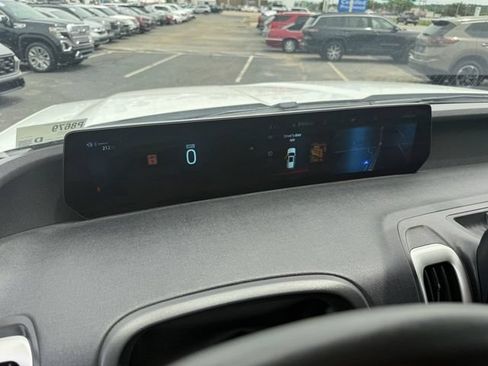 Used 2025 Ford Expedition Active RWD image 25