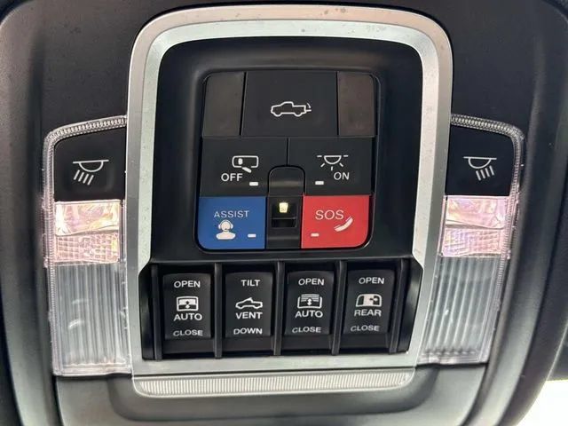 Used 2024 RAM 1500 Limited AWD/4WD image 49