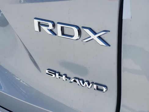 New 2026 Acura RDX SH-AWD image 7
