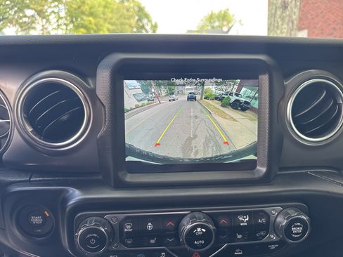 Used 2022 Jeep Wrangler Unlimited Rubicon 4xe w/ Steel Bumper Group image 35