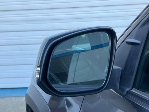 Used 2023 Toyota Tacoma TRD Off-Road AWD/4WD image 8