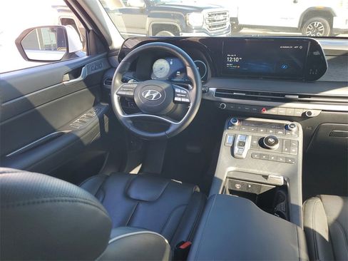 Used 2024 Hyundai Palisade Limited image 10