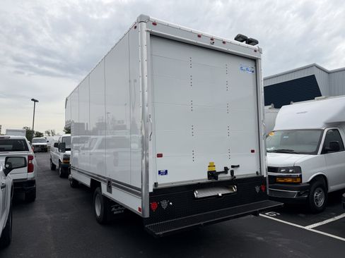 New 2026 Chevrolet Express 4500 w/ Power Convenience Package RWD image 5