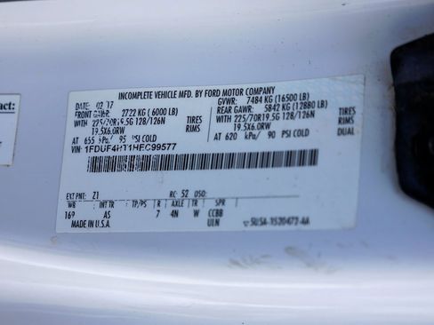 Used 2017 Ford F450 XL w/ Power Equipment Group image 23