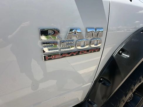 Used 2016 RAM 2500 Tradesman w/ Chrome Appearance Group AWD/4WD image 7