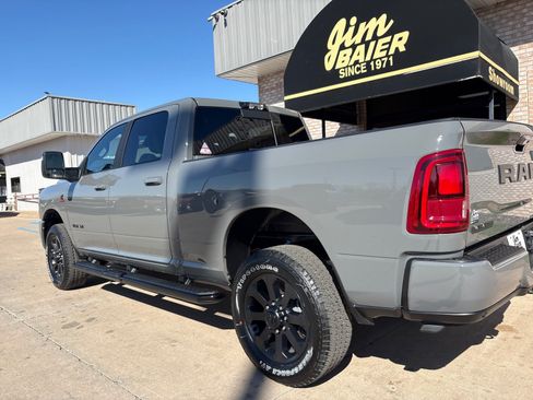 New 2026 RAM 2500 Laramie w/ Night Edition AWD/4WD image 11